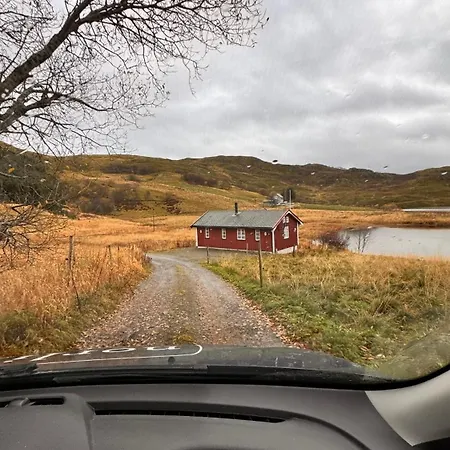 Koselig Ved Vannet Bostad